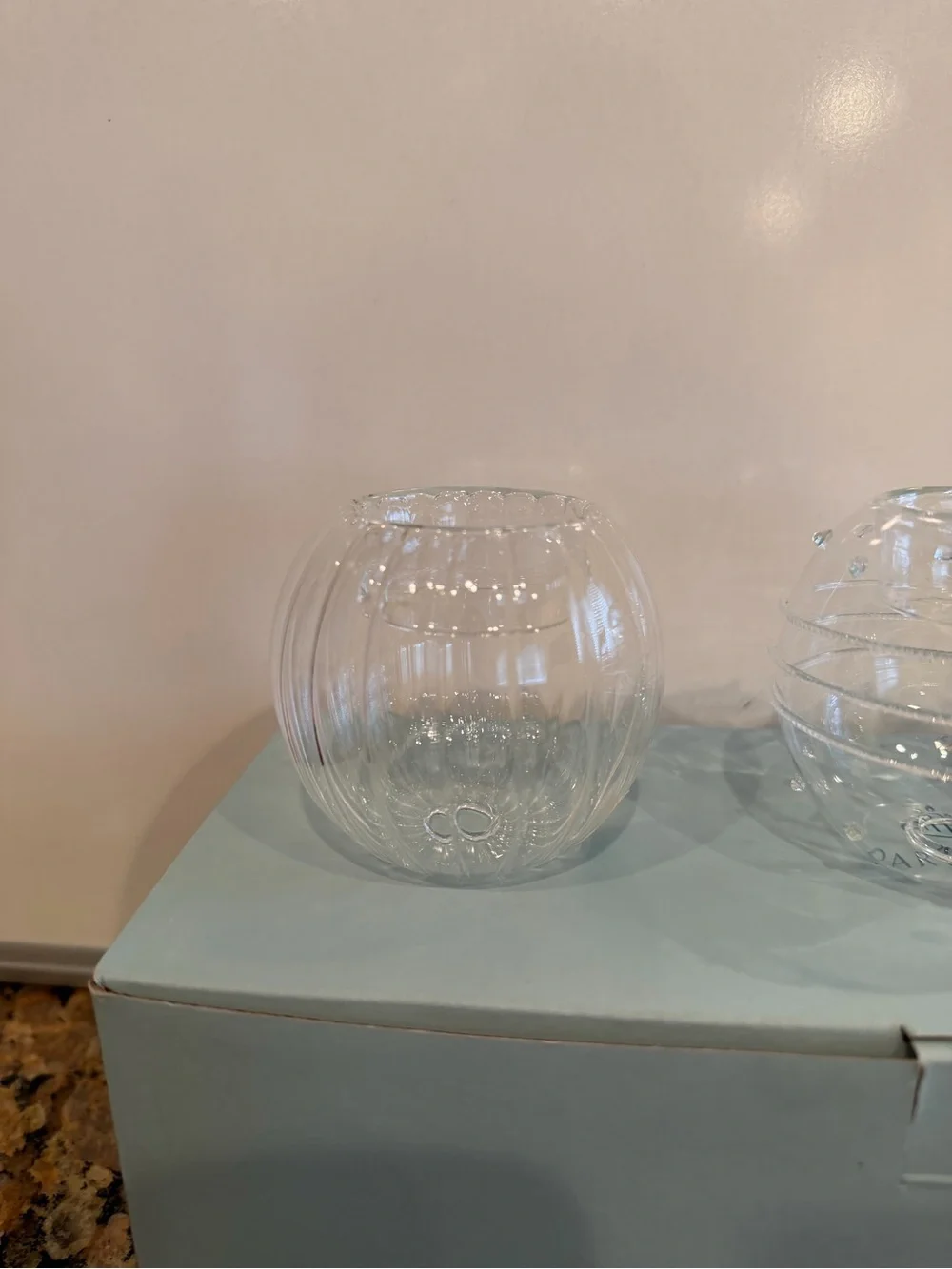 Decorative tea light candle holders